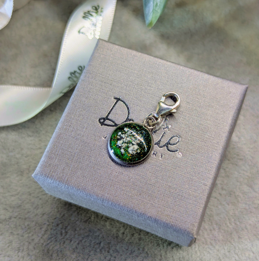 Pendentif de charme de cendres avec fermoir mousqueton