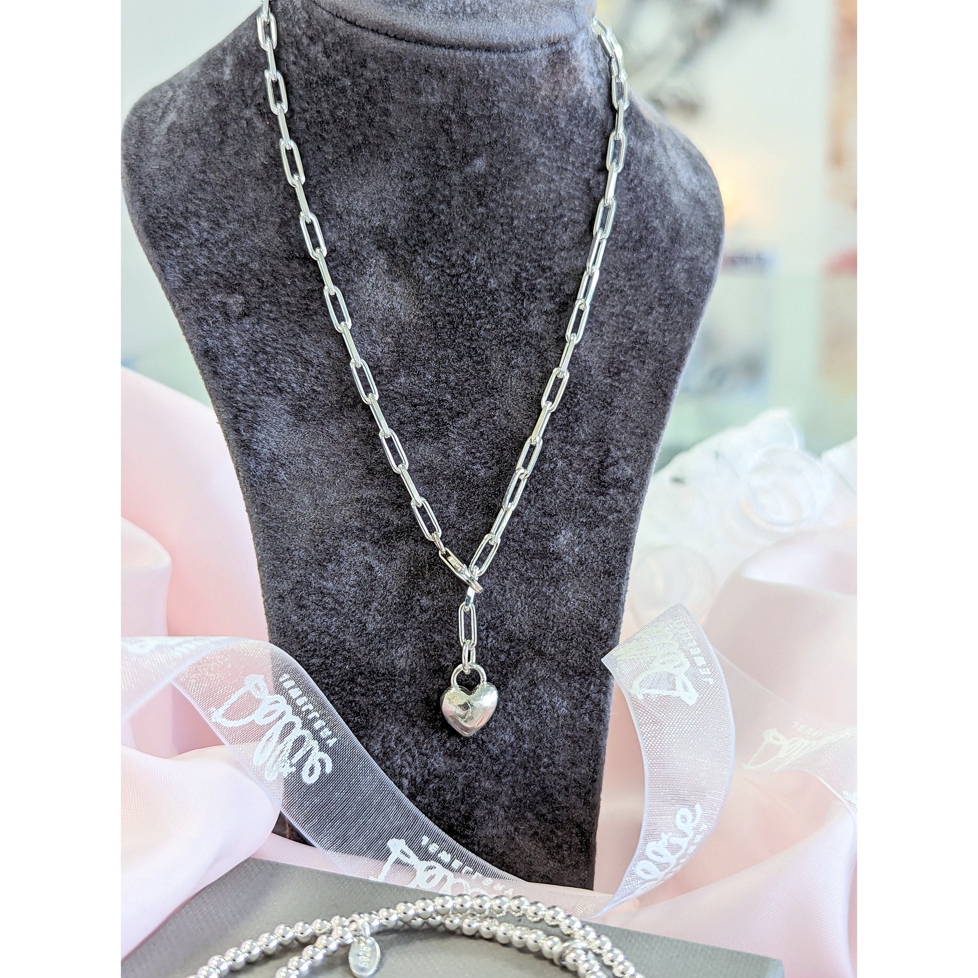 Abigail Heart Link Necklace