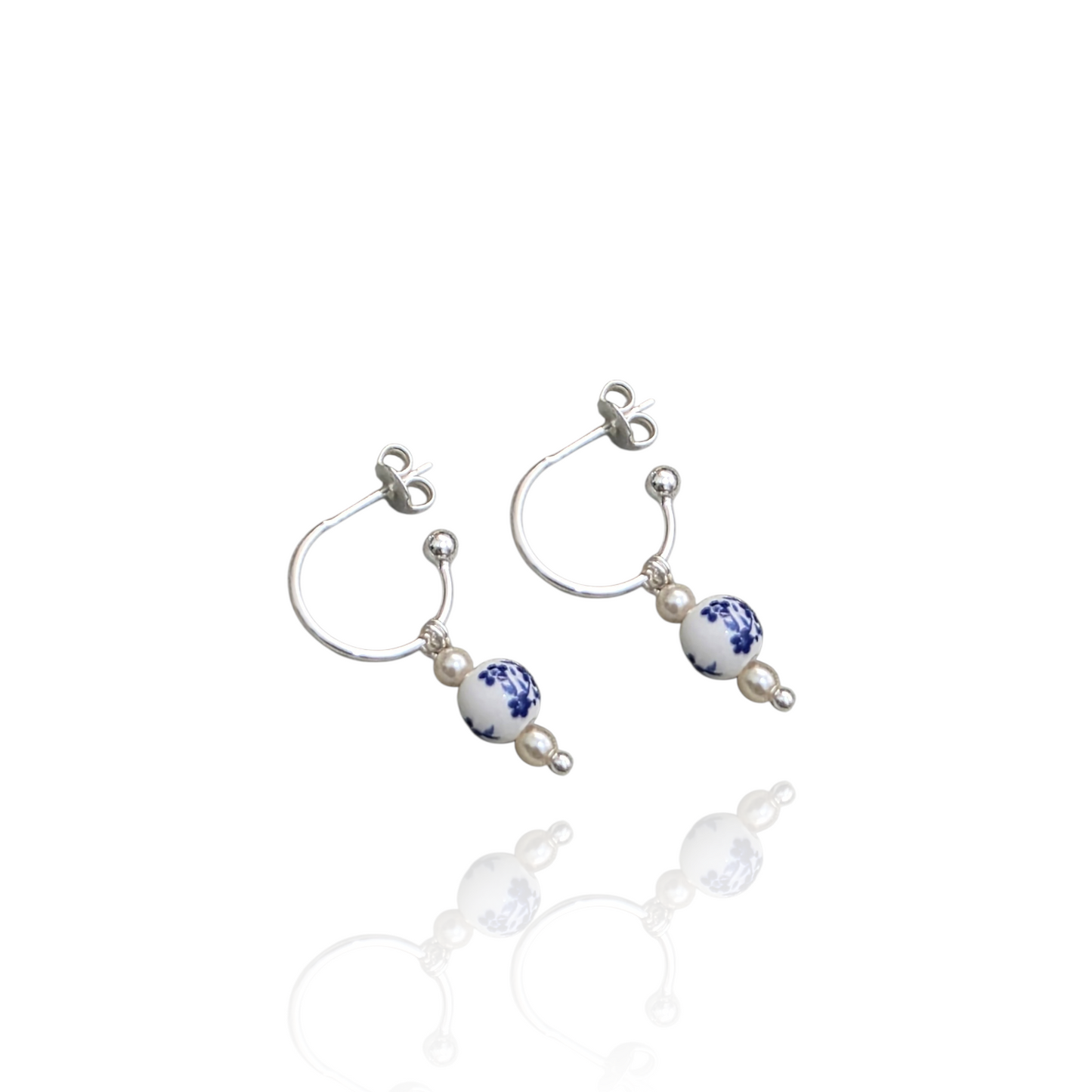 Daphne Hoop Earrings