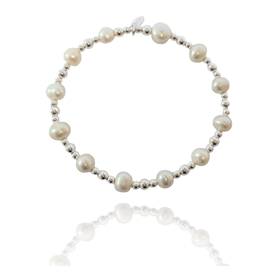 Dreamy Pearl Bracelet