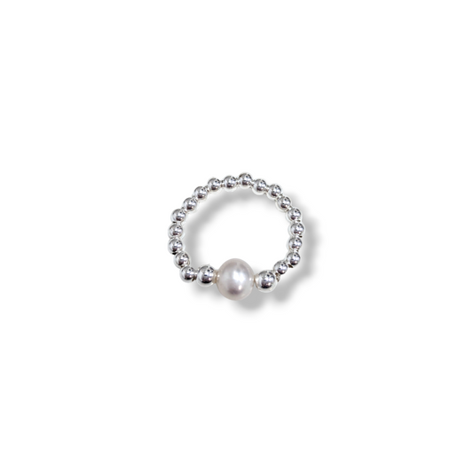 Classic White Pearl Ring